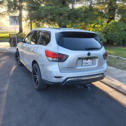 Nissan Pathfinder 2013