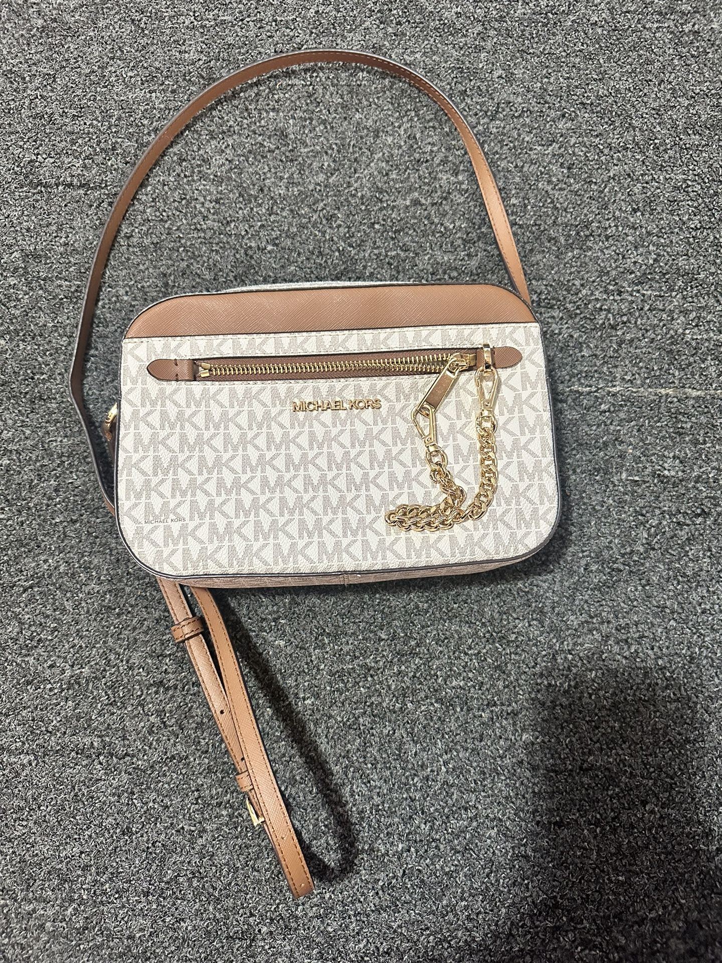 Michael Kors Crossbody Bag