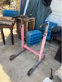 Adjustable Dip Station