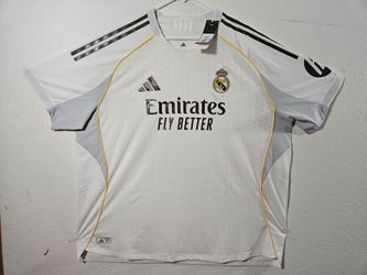 Real madrid authentic jersey 25/26