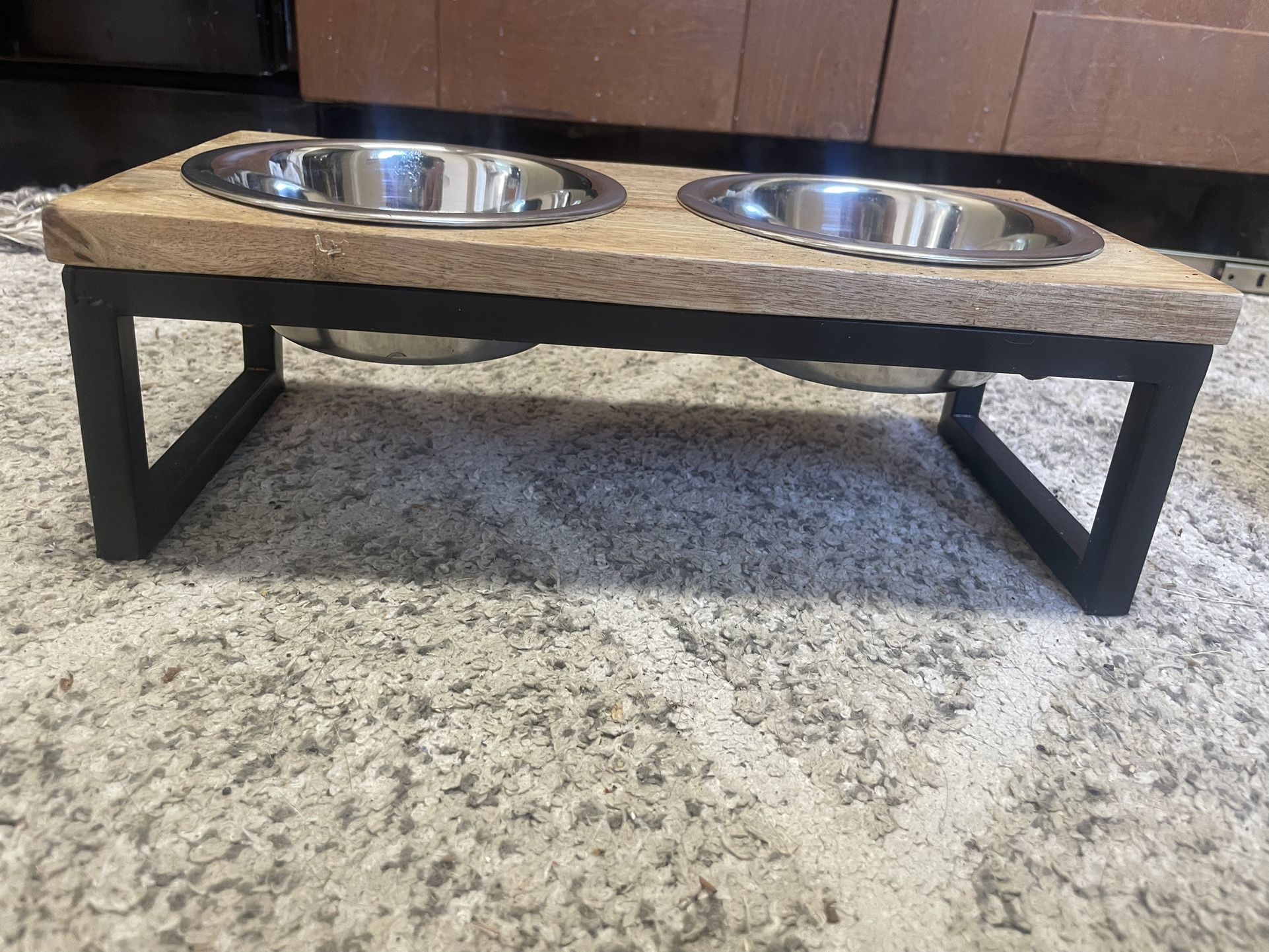 Pet Food/Water Bowls $10