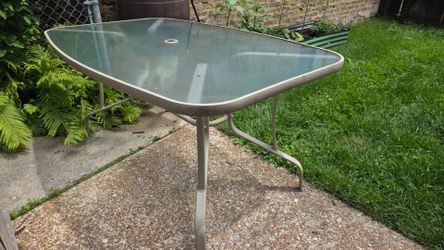 Patio table