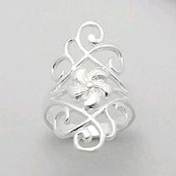 925 Sterling Silver Celtic Flower Ring Sizes 6 or 9
