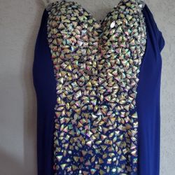 PROM DRESS