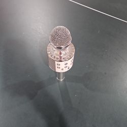 Microphone 