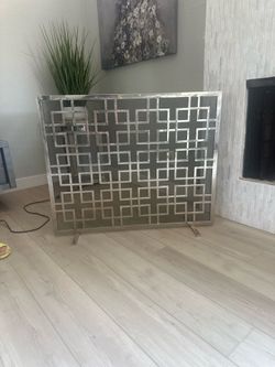 Z gallerie Piazza Fire screen chrome