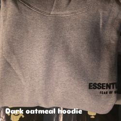 Essential hoodie