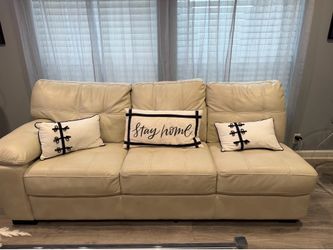 Sofa& loveseat and Recliner chair. From Rooms to Go. Need Gone asap