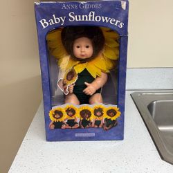 Anne Geddes Baby Sunflower Collectible Doll
