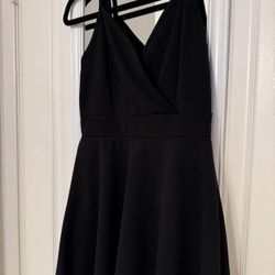 Black mini dress – elegant / night out