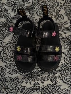 Dr martens toddler size