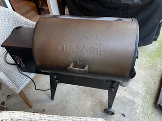Traeger Tailgater 20 portable wood pellet grill