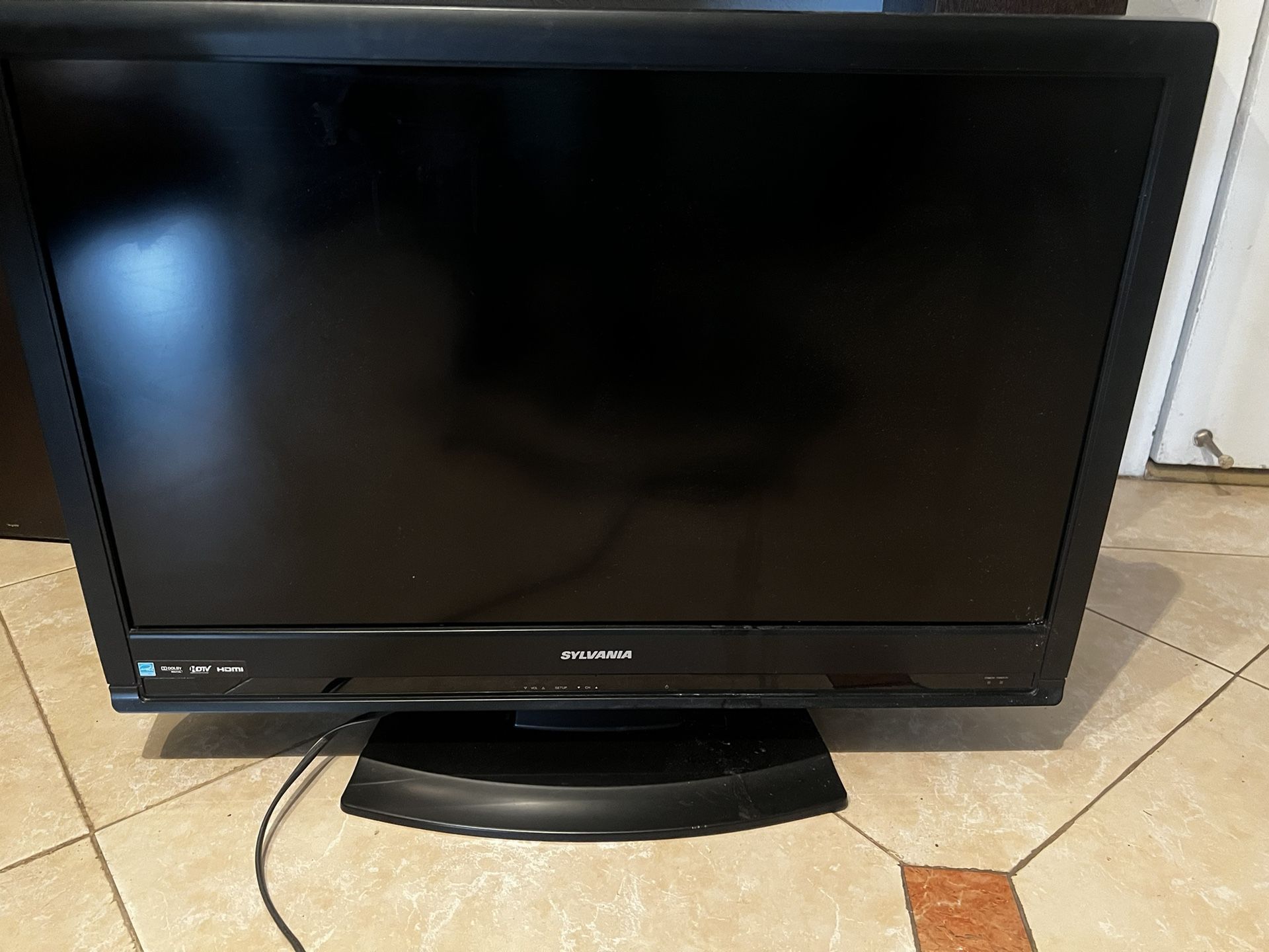 TV 32 Inch
