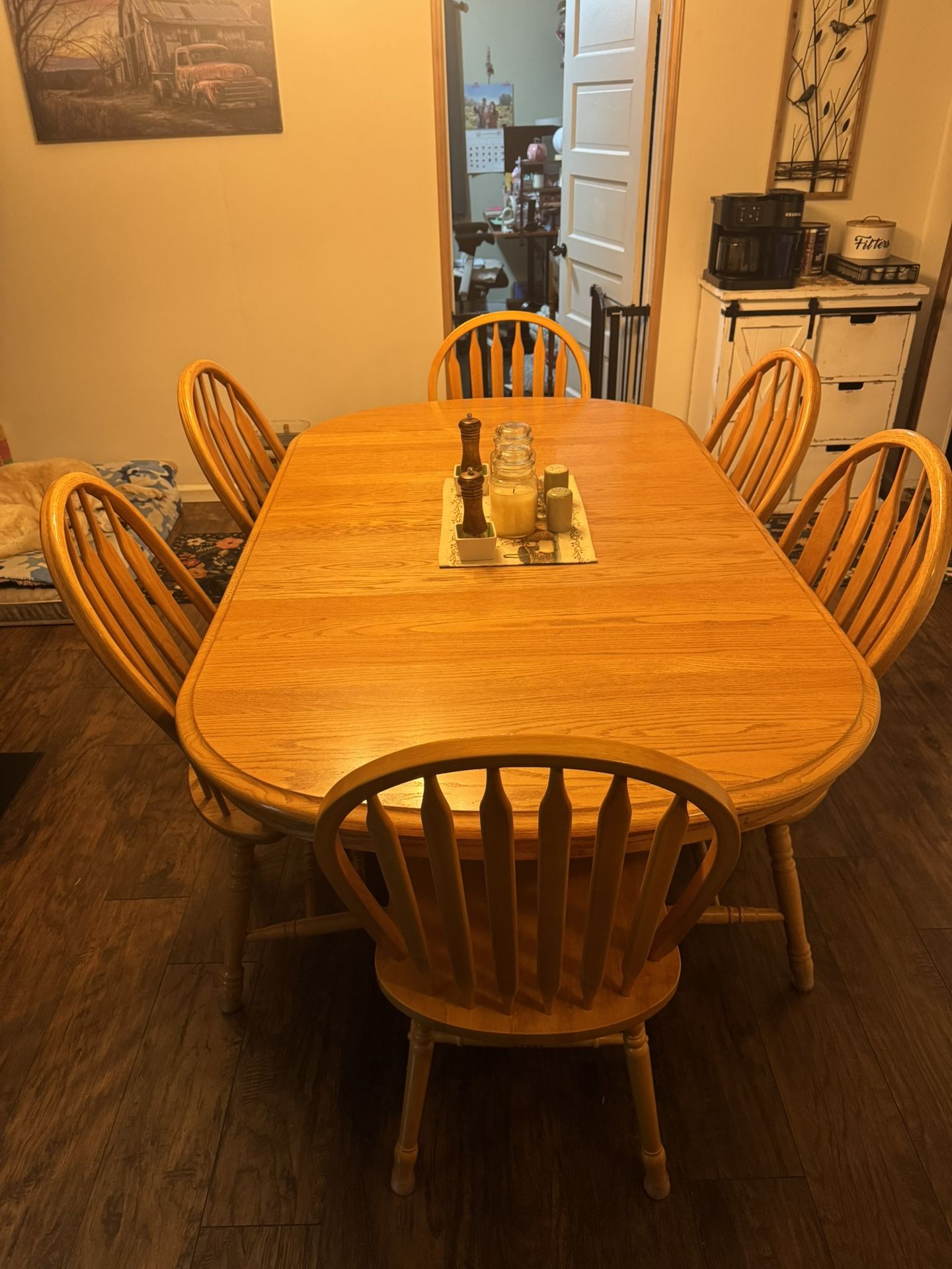 Table And Chairs 