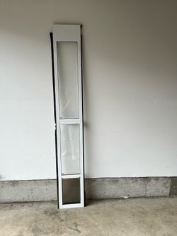 Petsafe medium dog door for standard size sliding glass door