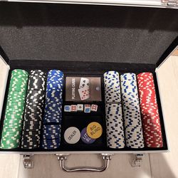 300 Poker Chips set with case add on