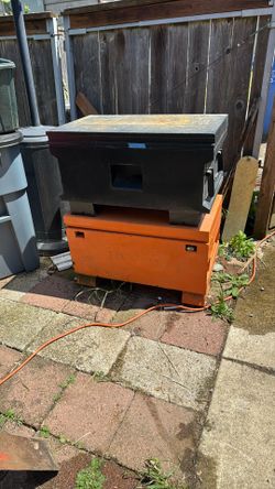 International Locking Truck Box