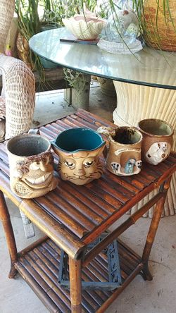 4 stonewear mugs only
