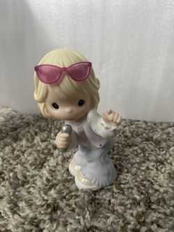 RARE Precious Moments Little Girl Singer 