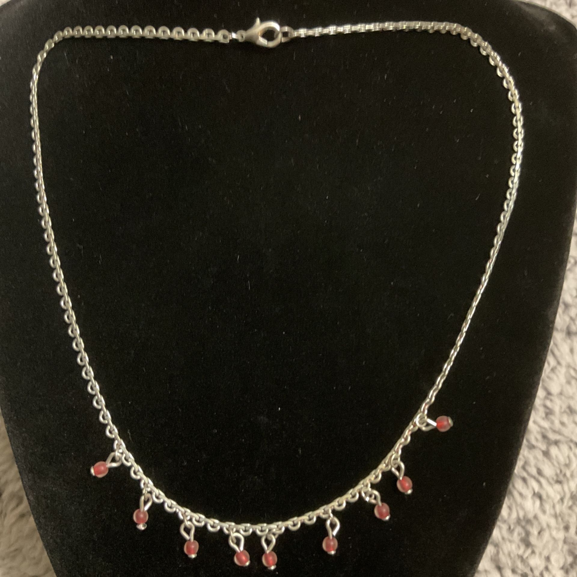 Silver Choker Necklace With Dangling Stones