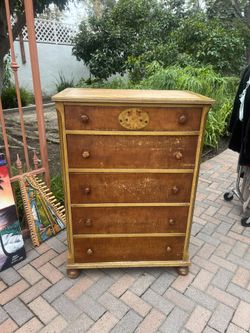 Angelus Maple Antique Chest