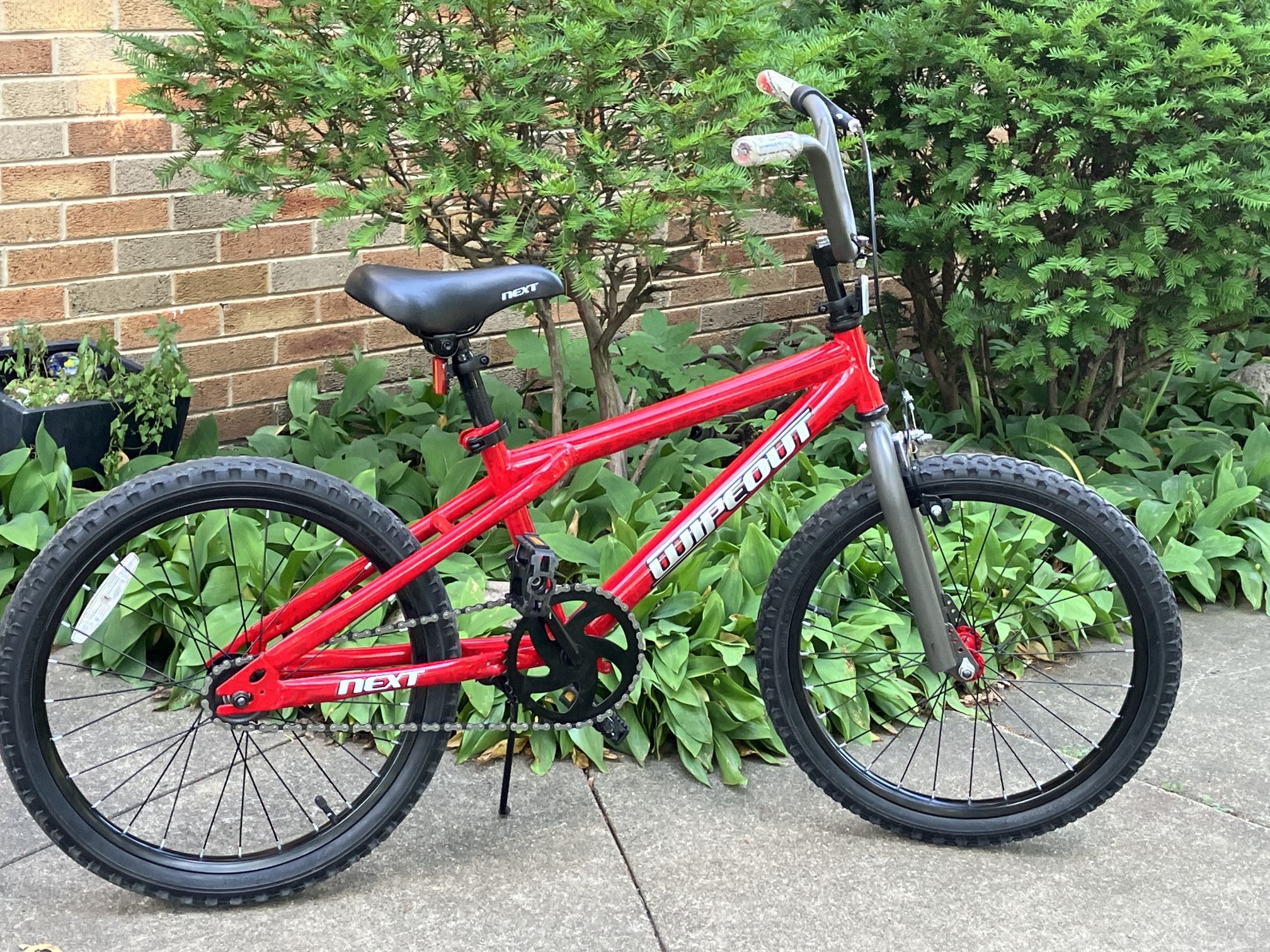 Next Wipeout 20” BMX Bike