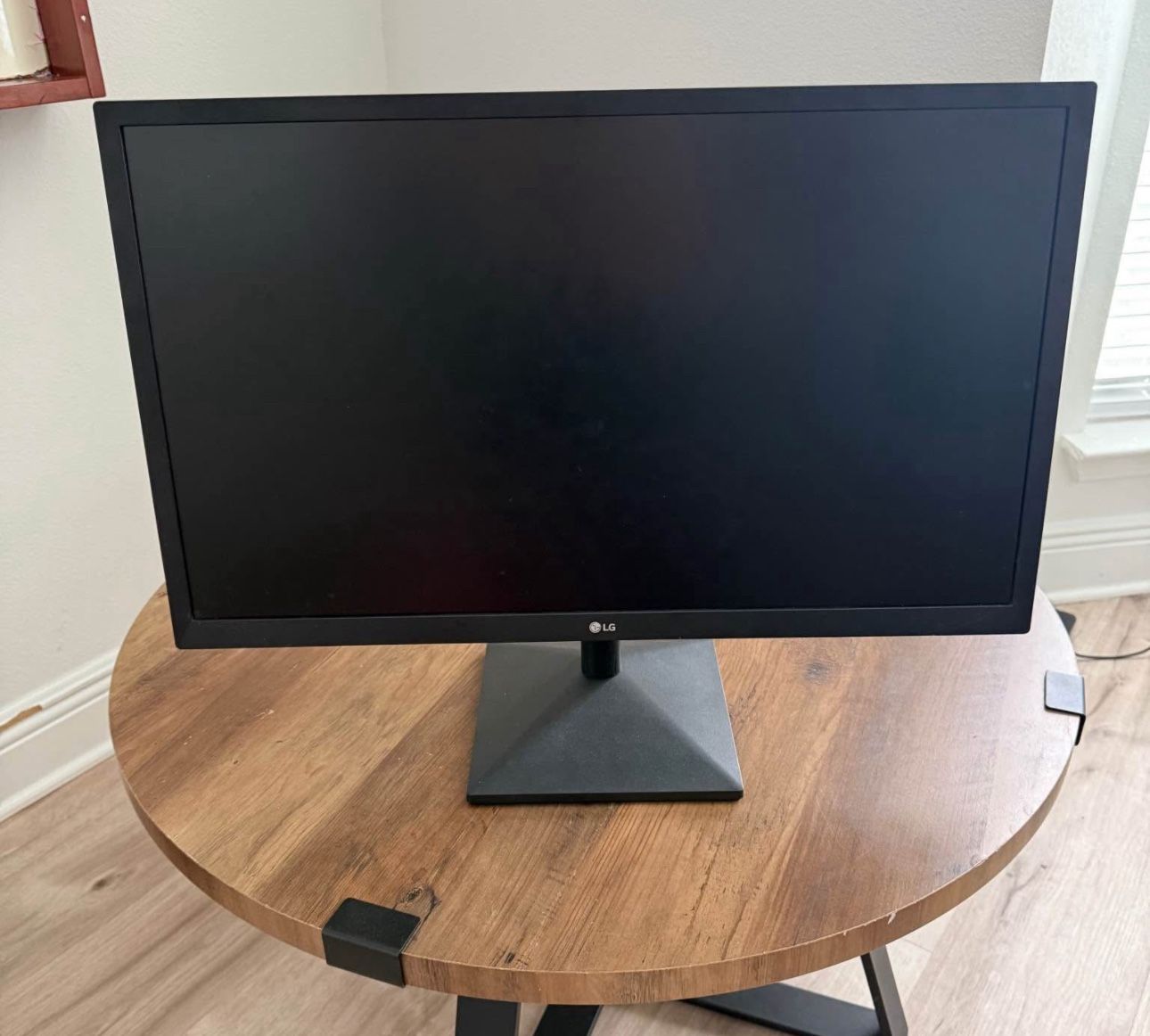 Monitors and Stand