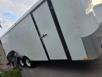 20 ft enclosed trailer interstate