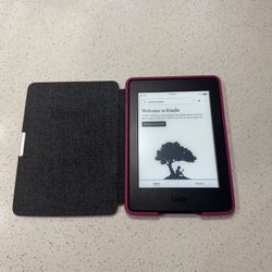 Kindle Paperwhite E-reader (Previous generation – 2015 release) - Black, 6" High-Resolution Display (300 ppi) with Built-in Light, Wi-Fi