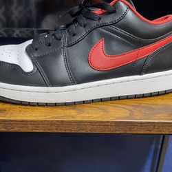 Jordan 1 Low White Tow