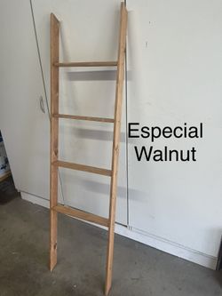 Farmhouse ladder for blankets Christmas Special 🌲❄️