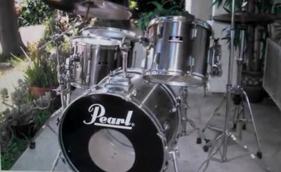 Pearl Drum set