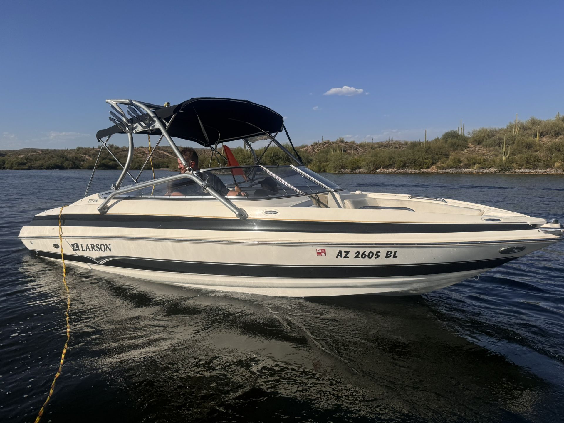 2006 Larson Lxi 228 23’ Wakeboard Boat