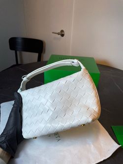 Authentic bag Bottega Veneta White