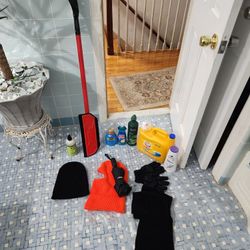 Winter Items & Cleaners..all New..all 12 Items For Only $15