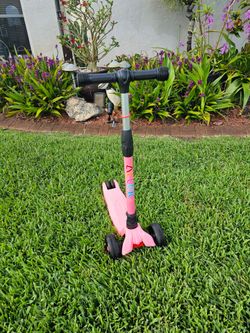 Allex Pink Scooter