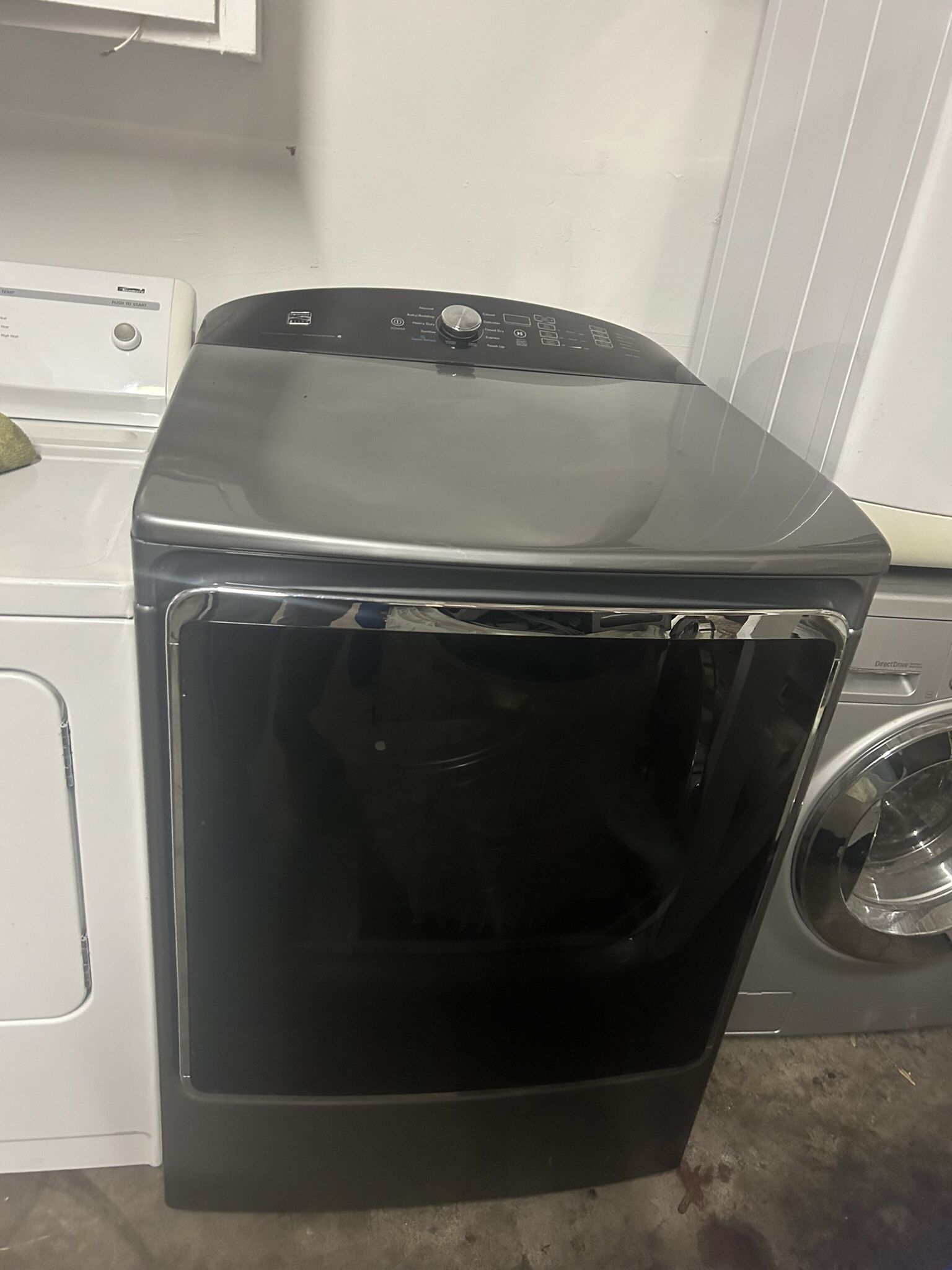 Kenmore Gas Dryer ( Big Drum)