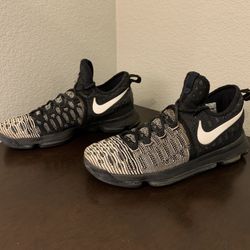 Nike KD 9 Oreo 2016 843392-010 Men's Size 8