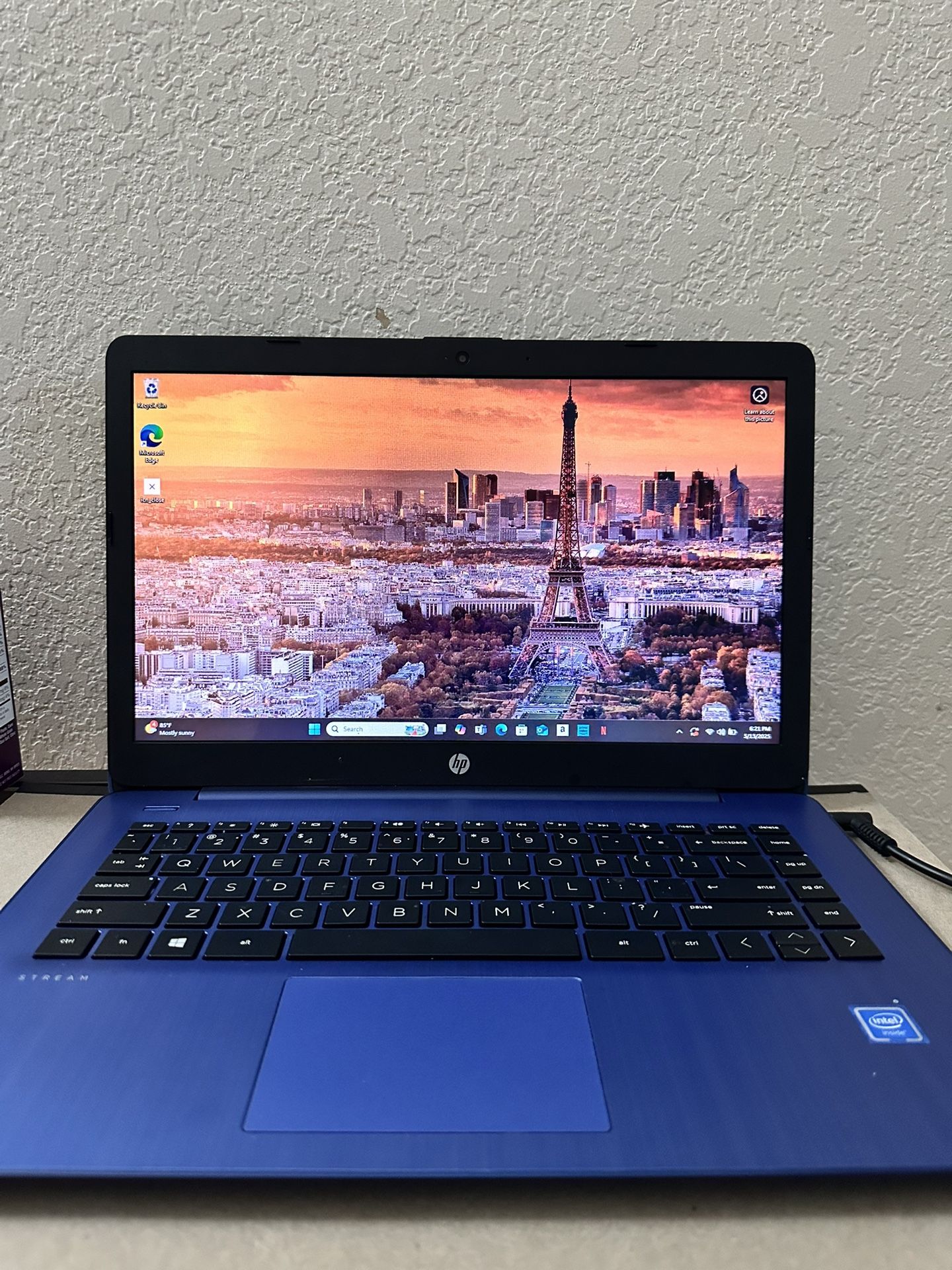 Laptop Computer