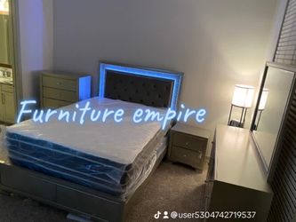 Furniture bedroom set