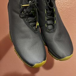 Air Jordan Futures (dark Grey)