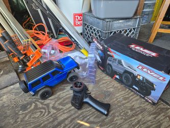 1:18 scale jeep cherokee 4x4 rc car