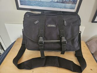 Messenger Style Camera Bag