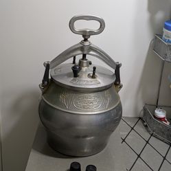 Afghani pressure cooker Like Now 