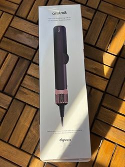 Dyson Flat Iron Airstraight