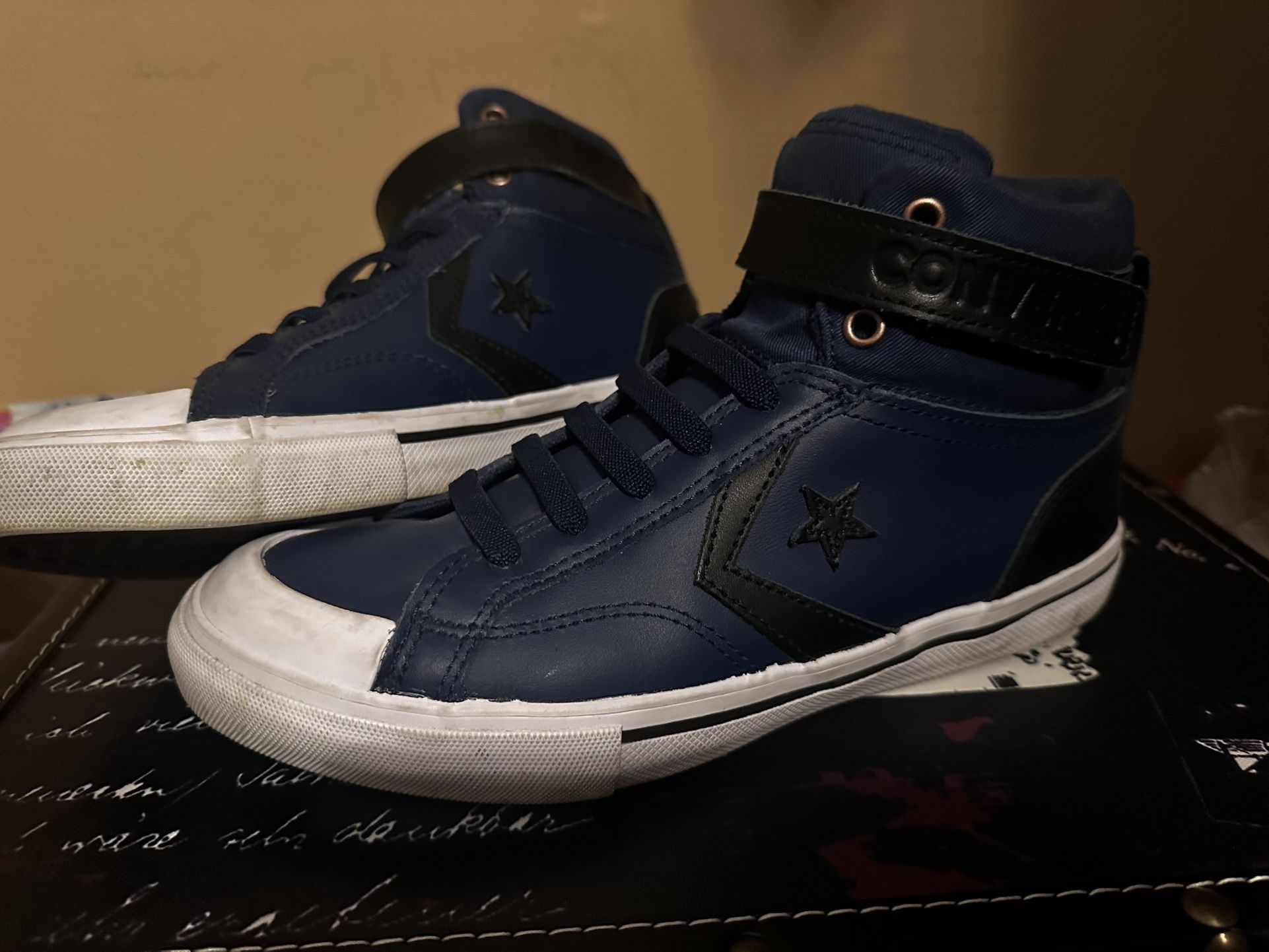 Converse For Kids Size 5