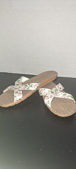 Pink Flower Sandals Size 8.9-9