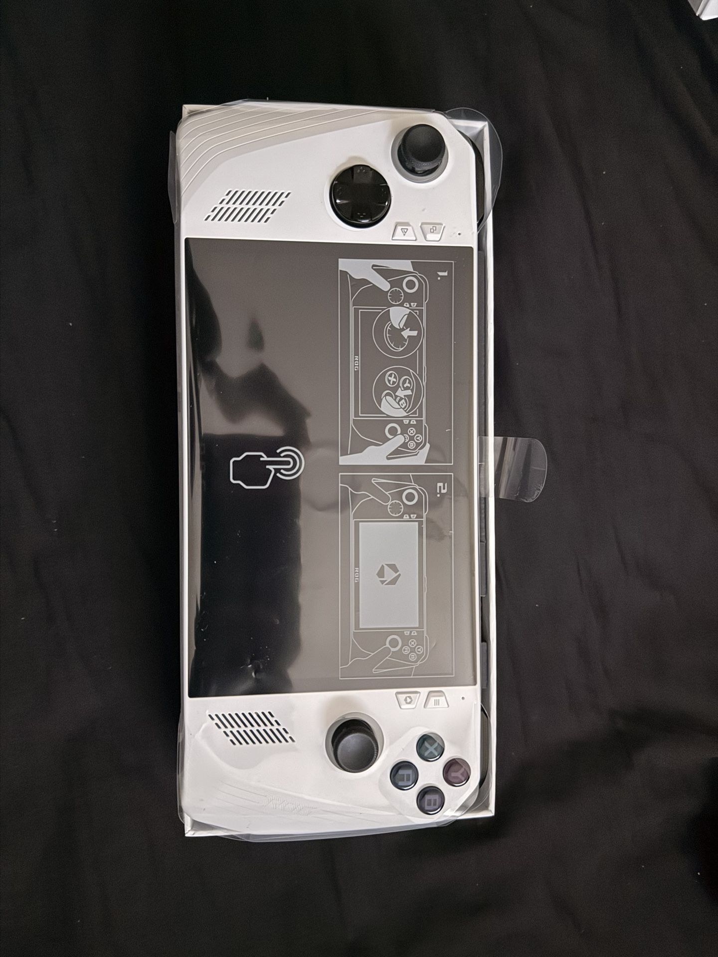 ROG ALLY 7” 120Hz FHD 1080p Gaming Handheld-AMD Ryzen Z1 Extreme-Processor 2T Windows