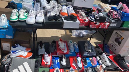 GARAGE SALE