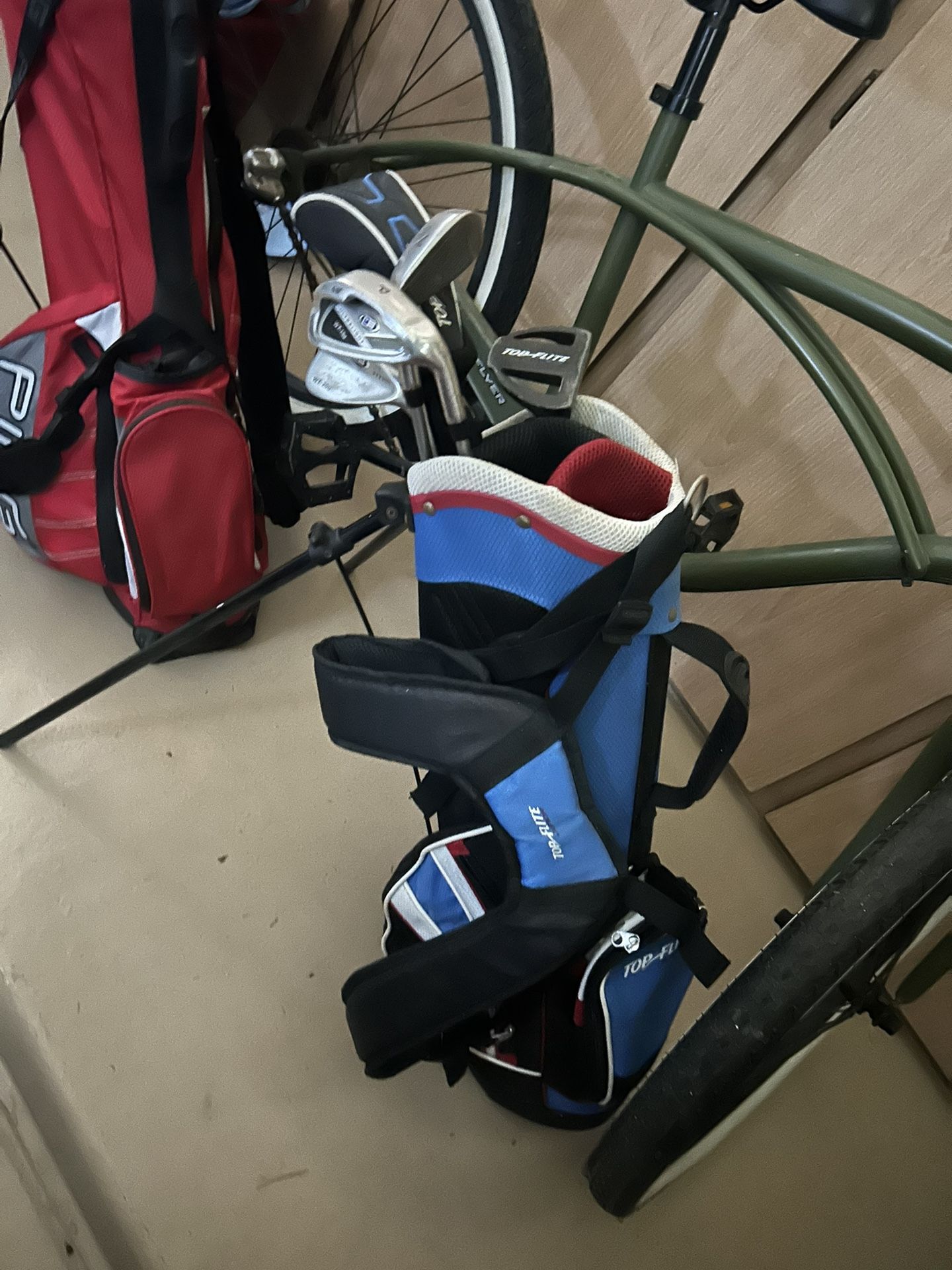 3 Sets Of Youth Golf Clubs Used Make An Offer 